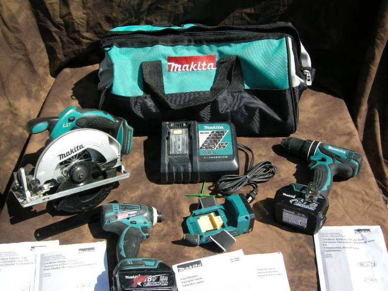 lot 35 image: Makita 4pc 18V Combo Set