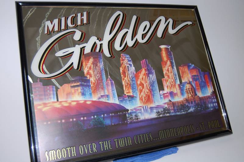 lot 16 image: Alcohol Advertisement Mirror
