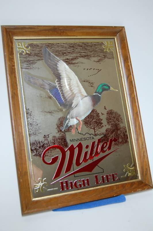 lot 18 image: Alcohol Advertisement Mirror