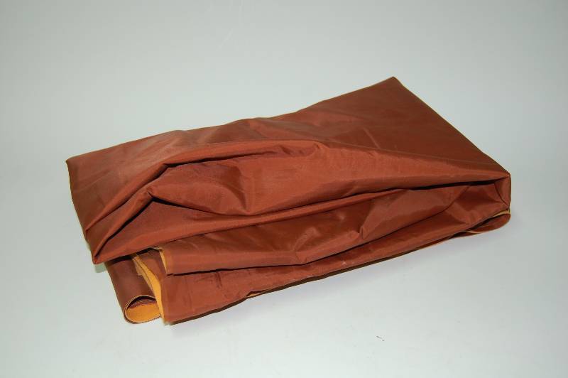 lot 71 image: Air Mattress