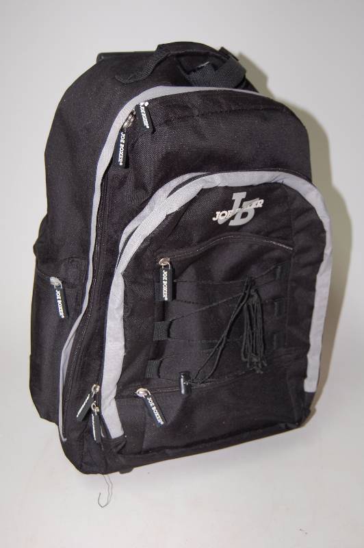 lot 102 image: Wheeled Backpack with Handle