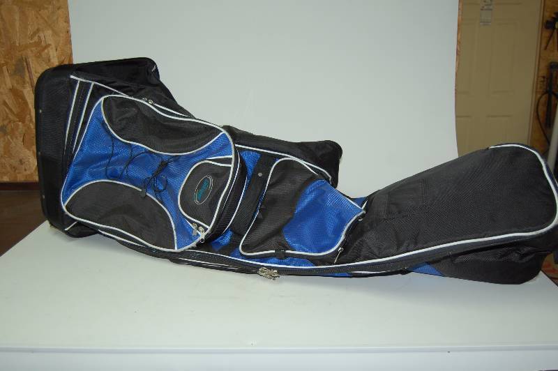 lot 107 image: Golf Bag Bag