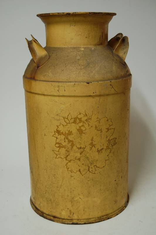 lot 113 image: Milk Can