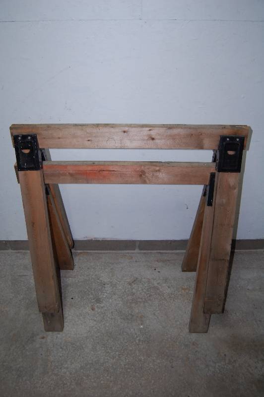 lot 134 image: 2 x 4 Saw Horses
