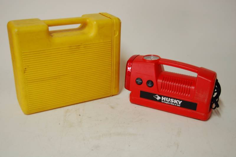 lot 164 image: Air Pump