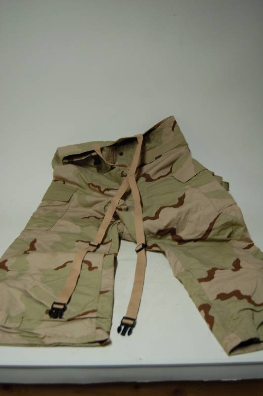 lot 172 image: Specialized Fatigues