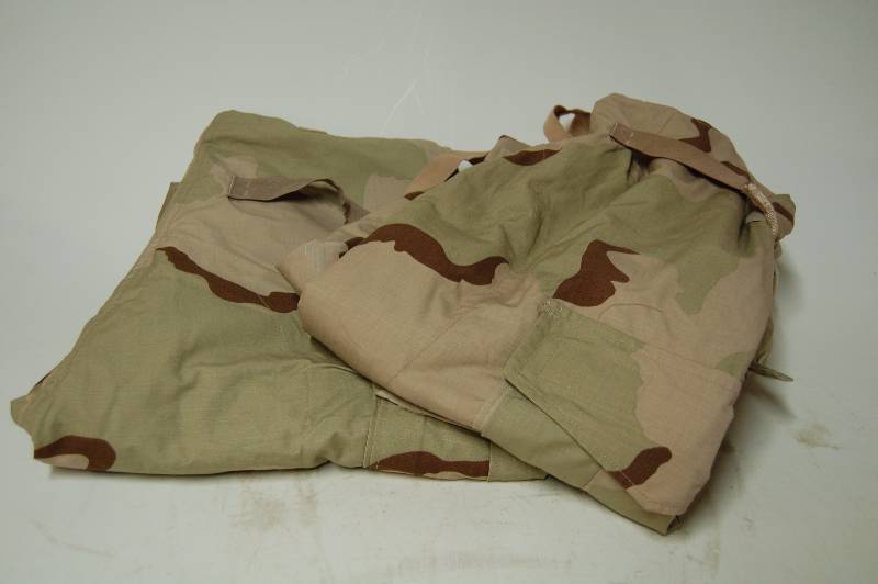 lot 174 image: Specialized Fatigues