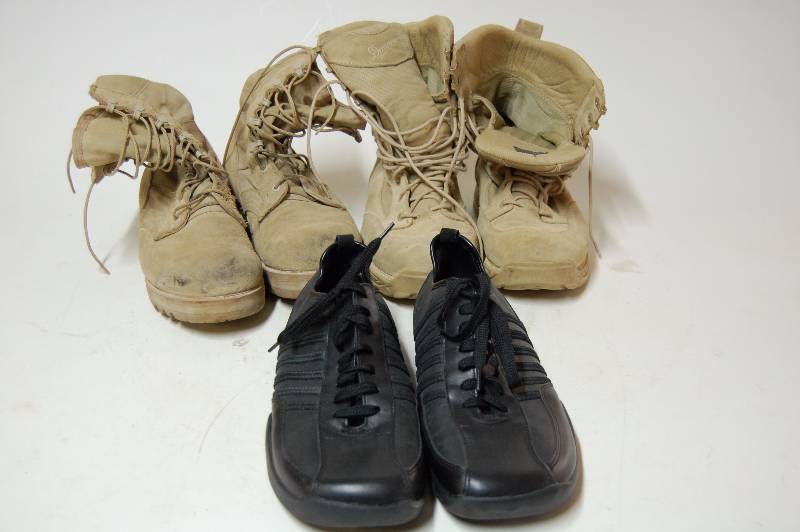 lot 182 image: Footwear