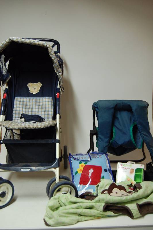 lot 184 image: Kid Stuff