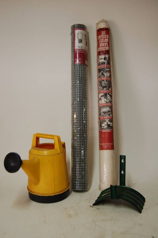 lot 204 image: Yard and Garden Lot