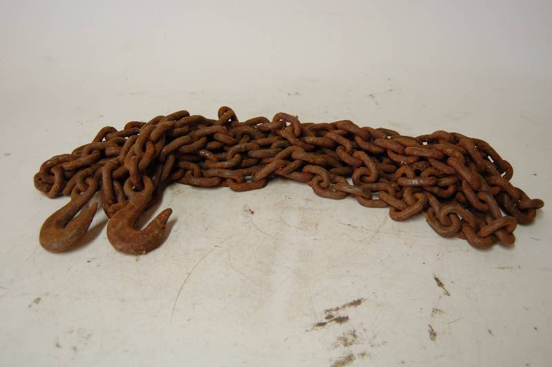 lot 245 image: Chain