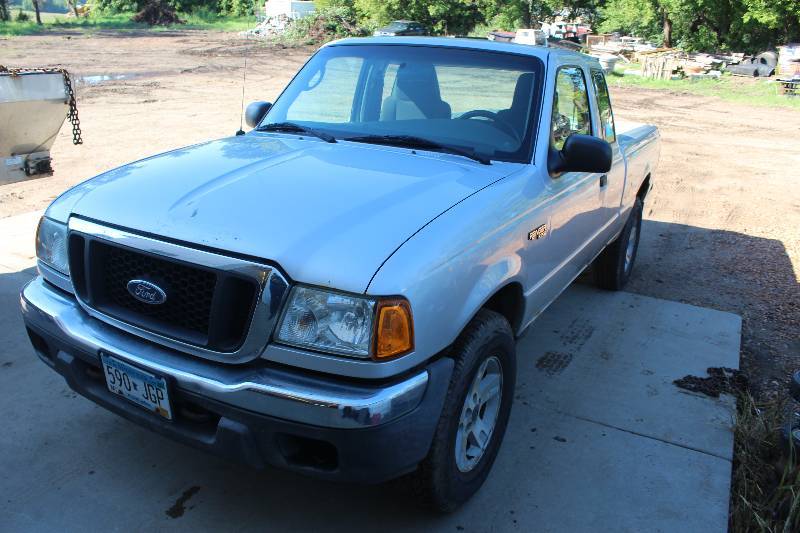 2004 Ford Ranger Truck