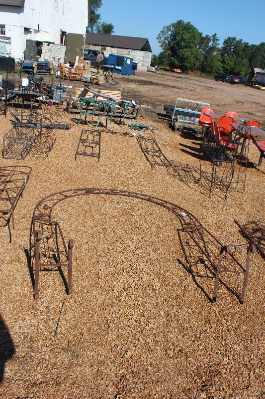 Wire Yard Decorations