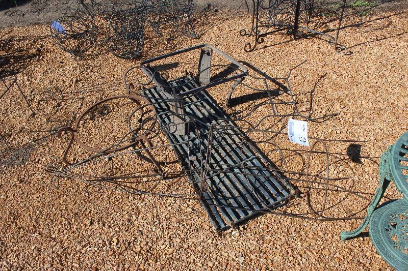 Lot of (6) Wire Yard Decorations
