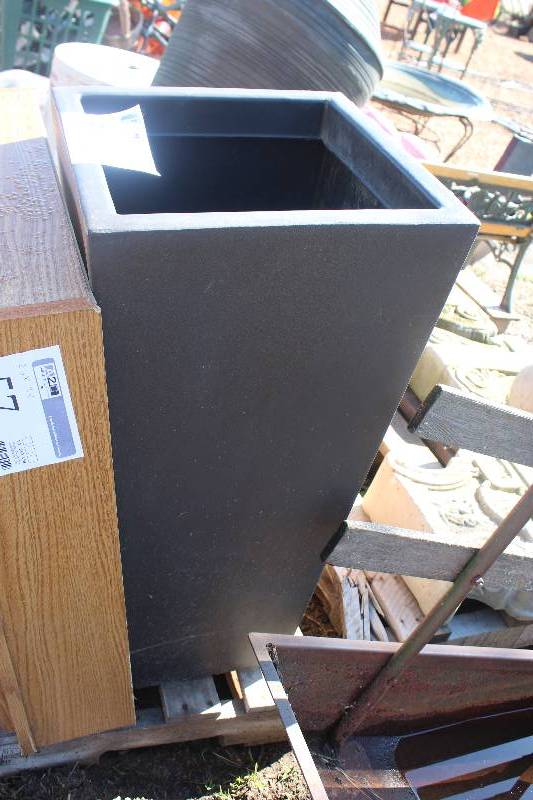 Plastic Planter Box