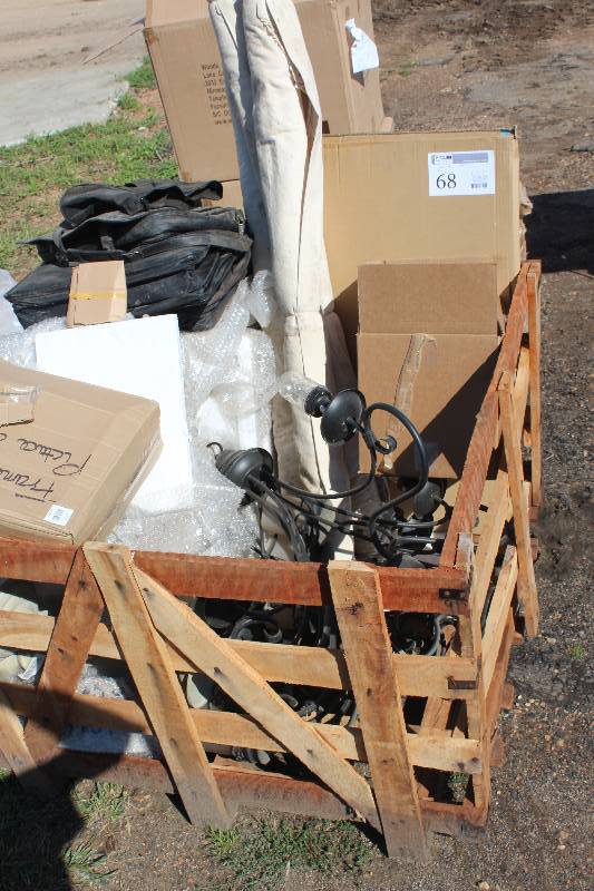 Pallet Lot of Decorative Wall Art, Chandelier, And More