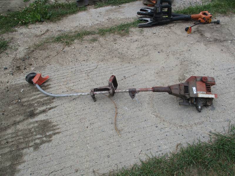 Husqvarna Lawn Trimmer