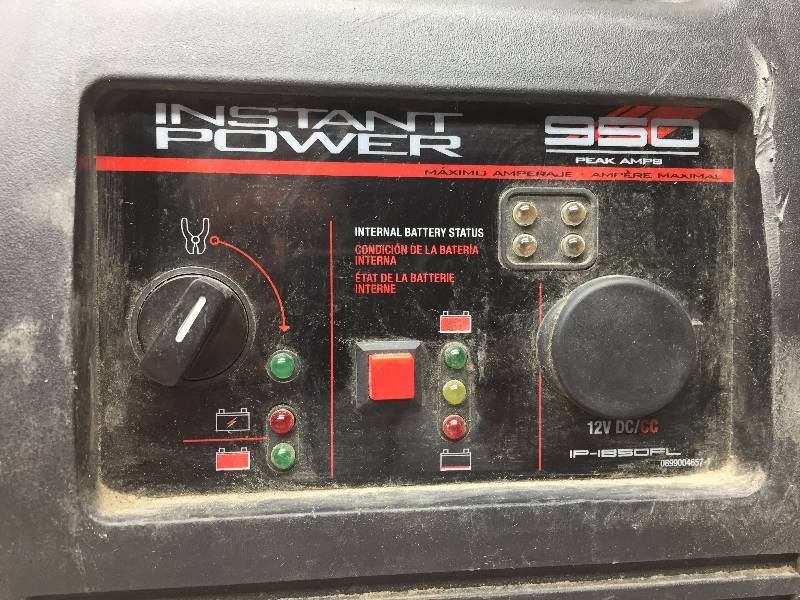 lot 39 image: COBRA SEWER ROD 12 X 40 PEAK POWER AMP INSTANT POWER PACK