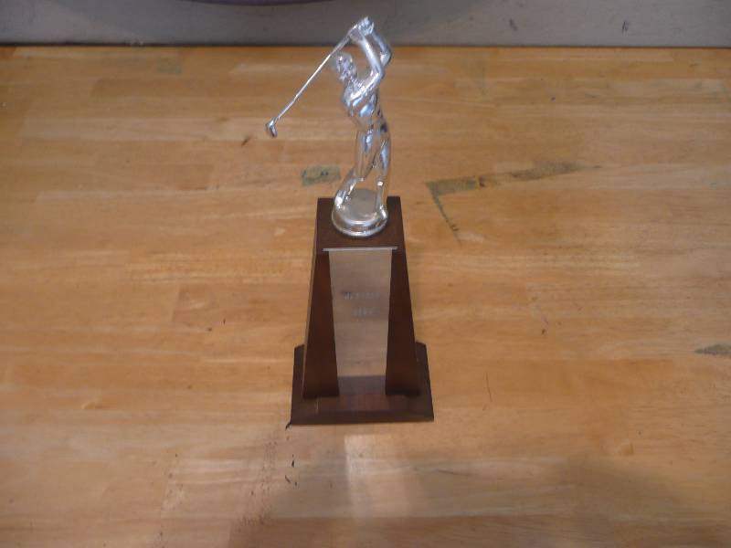 lot 36 image: Vintage unique 1961 Golf trophy