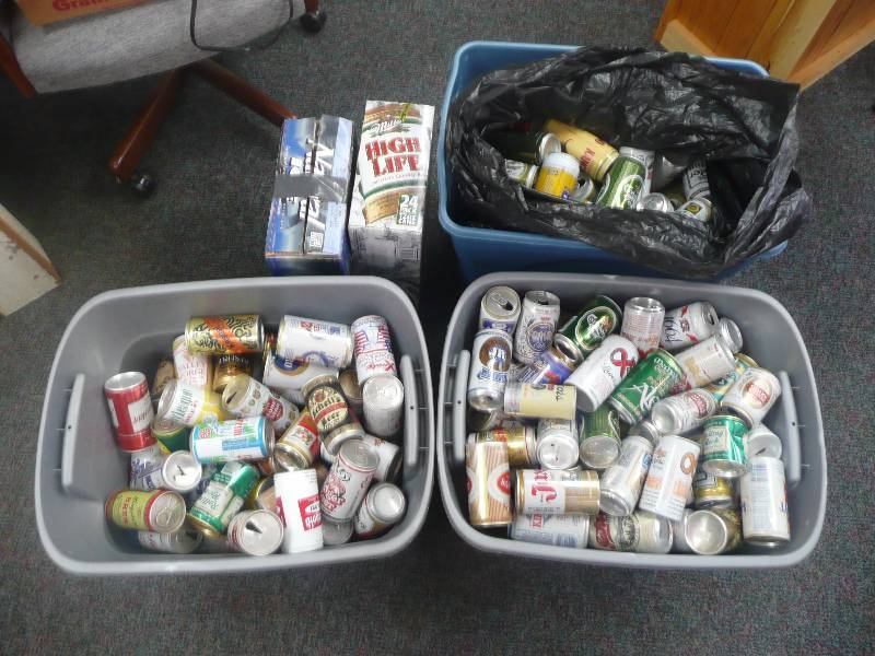 lot 31 image: Huge Vintage Lot Of Empty Beer Cans