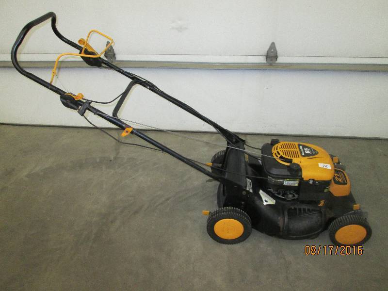 Poulan self deals propelled push mower