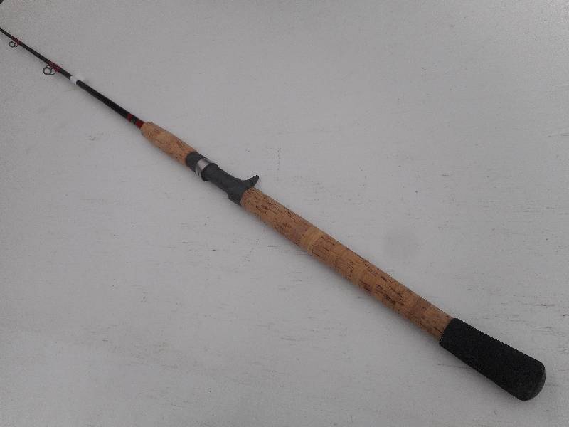 lot 5 image: Bass Pro Shops IM6 Signature Seriew...