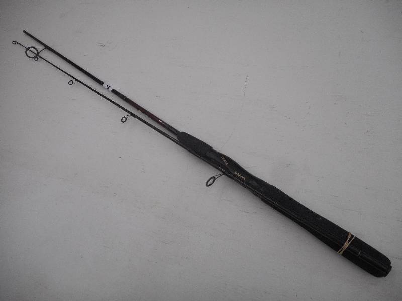 lot 30 image: Daiwa 2-Piece Jig PitchingSlip Sin...
