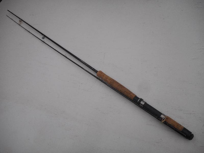 lot 33 image: St. Croix Imperial 2-Piece Graphite...