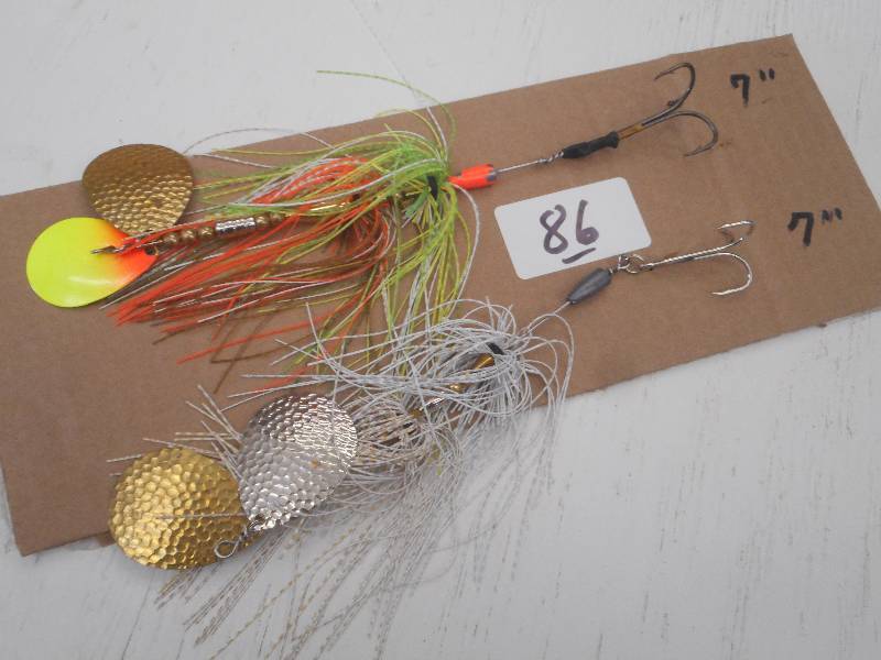 lot 86 image: (2) 7 Muskie Spinner Lures ...