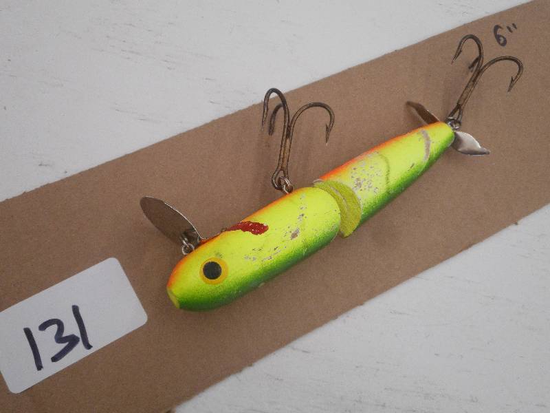 lot 131 image: (1) 6 Muskie Lure ...