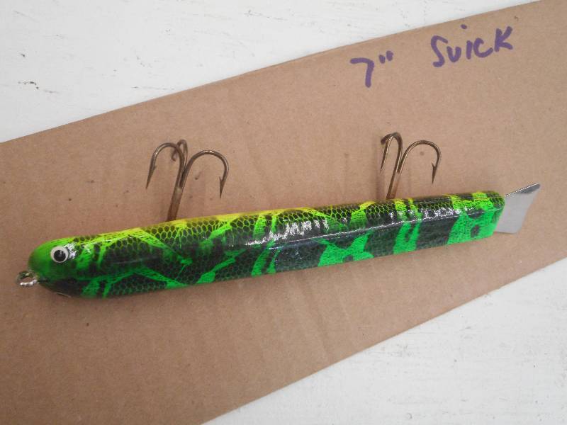 lot 146 image: (1) 7 Suick Muskie Lure ...