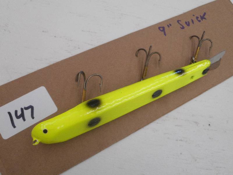 lot 147 image: (1) 9 Suick Muskie Lure ...