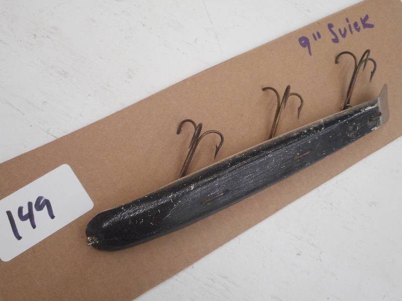 lot 149 image: (1) 9 Suick Muskie Lure ...