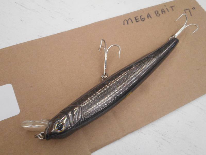 lot 166 image: (1) 7 Mega-Bait Muskie Lure ...