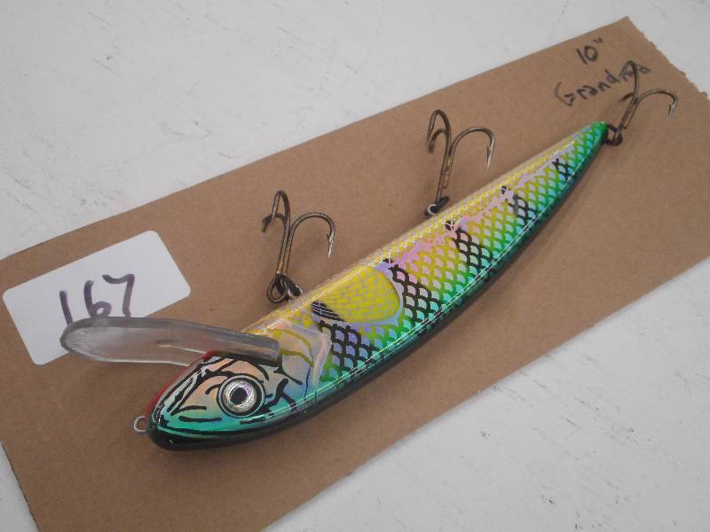lot 167 image: (1) 10 Grandma Muskie Lure ...