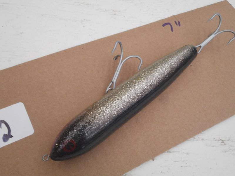 lot 172 image: (1) 7 Muskie Lure ...