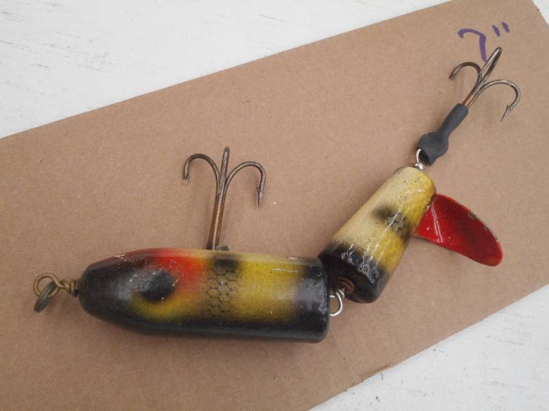 lot 175 image: (1) 7 Muskie Lure ...