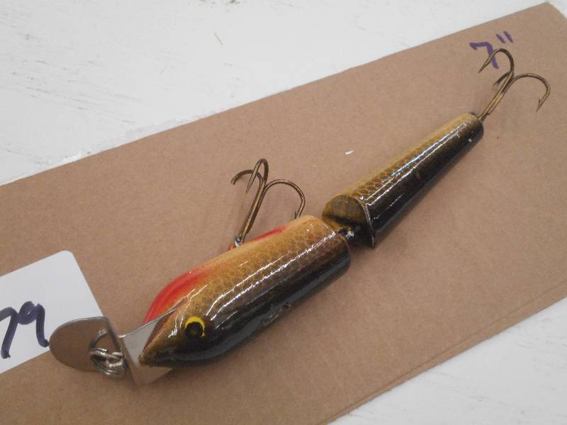 lot 179 image: (1) 7 Muskie Lure ...