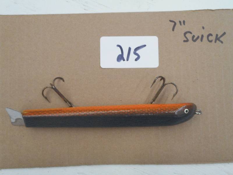 lot 215 image: (1) 7 Suick Muskie Lure ...