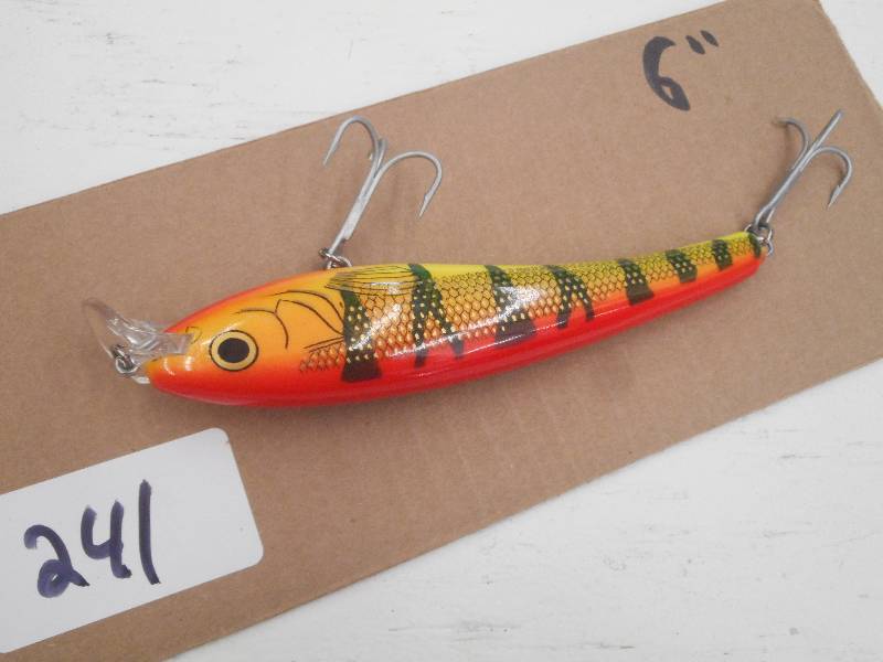 lot 241 image: (1) 6 Muskie Lure ...