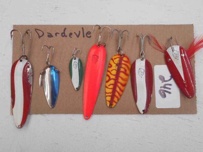 lot 246 image: (7) Dare Devil Spoon Lures ...