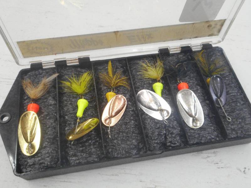 lot 338 image: 6-Piece Mepps Killer Kit ...