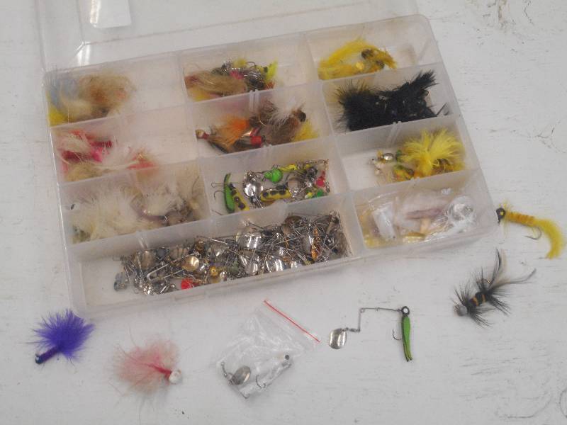 lot 349 image: Plastic Tackle Tray Full Of Assorte...