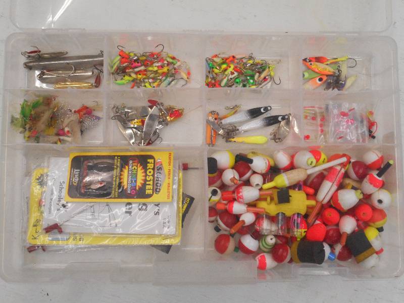 lot 350 image: Plastic Tackle Tray Full Of Assorte...