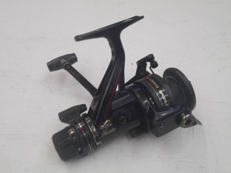 lot 359 image: Shimano Speed Master Spinning Reel ...