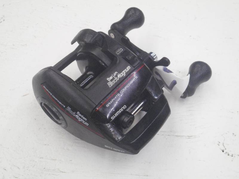 lot 370 image: Shimano Bantam Magnum 101GT Casting...