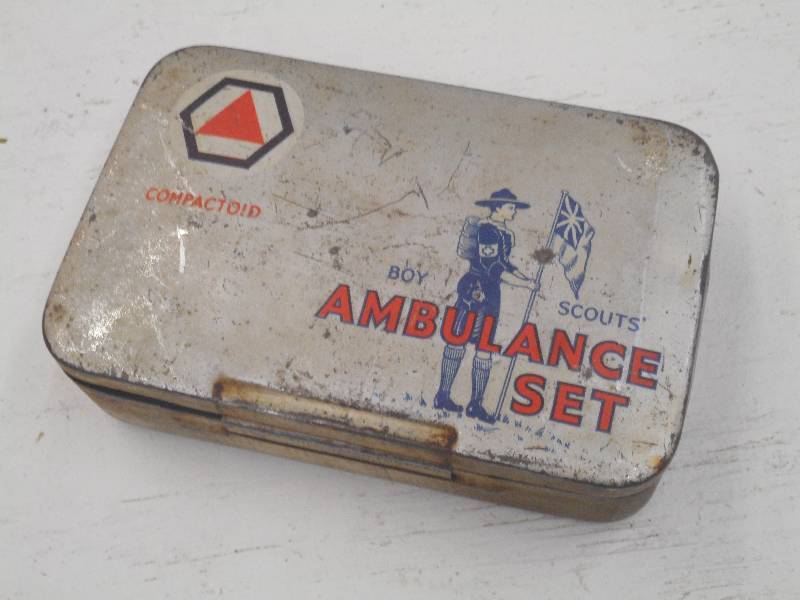 lot 382 image: Pre-WWII English Boy Scout Civil De...