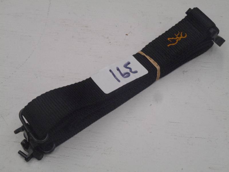lot 391 image: Browning Nylon Rifle Sling ...