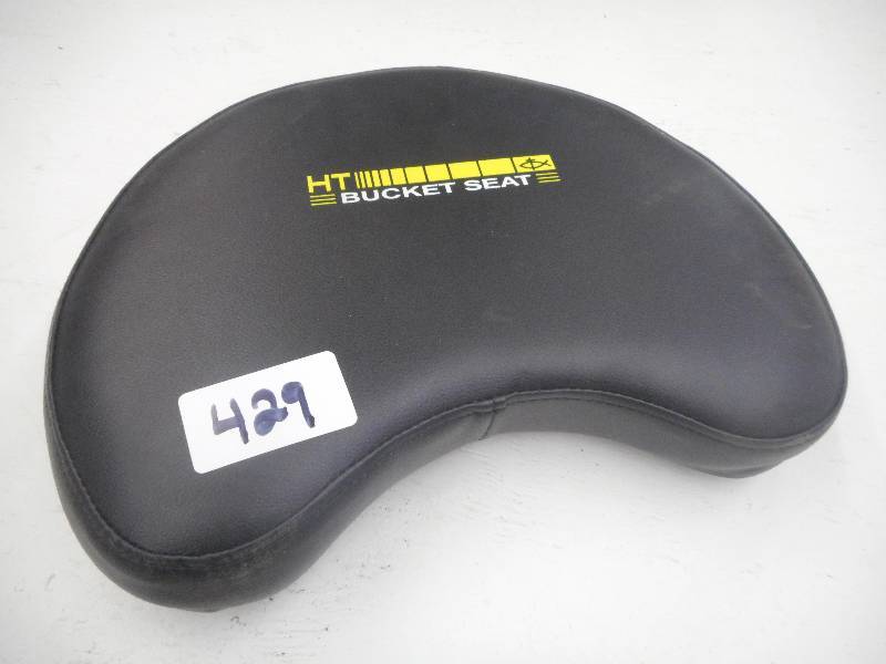 lot 429 image: HT BucketPale Seat ...