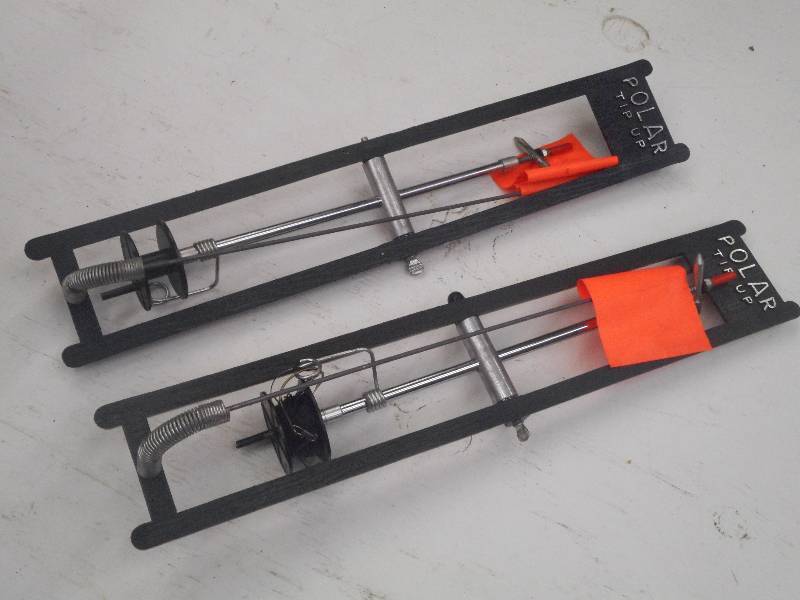 lot 442 image: Lot Of (2) Ice Fishing Tip-Ups ...